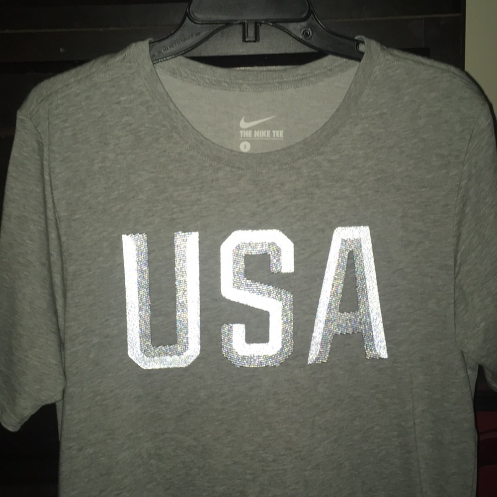 Men’s size small, USA Olympic Nike tee shirt.
